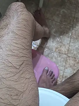 Snapshot of surfer_fun29 chatting on March 2025 07:12:02 AM surfer fun29 online show from March 2025 07:12:02 AM