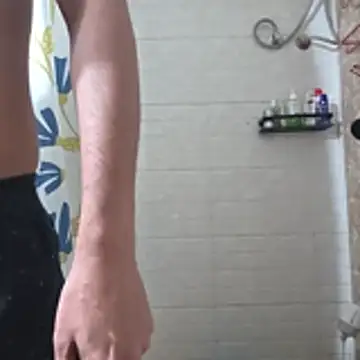 Snapshot of surfer_fun29 chatting on November 2025 03:07:02 AM surfer fun29 online show from November 2025 03:07:02 AM