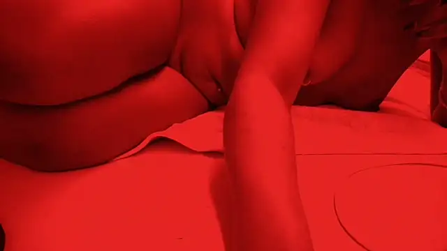 Snapshot of ROXYNL chatting on January 2025 10:35:02 PM ROXYNL online show from January 2025 10:35:02 PM