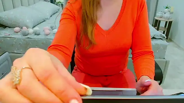 EveLove33 online show from March 2026 05:51:02 PM