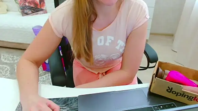 EveLove33 online show from February 2026 11:00:02 AM