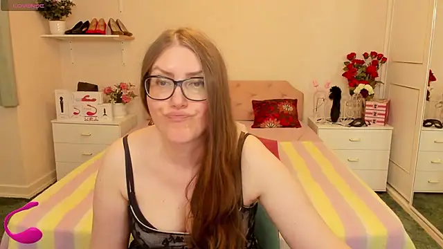 Snapshot of AmandamurX chatting on June 2026 01:28:01 PM AmandamurX online show from June 2026 01:28:01 PM
