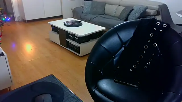 Snapshot of sarametisse26 chatting on December 2025 07:03:01 AM sarametisse26 online show from December 2025 07:03:01 AM