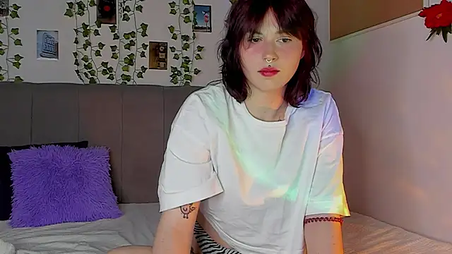 miss Lizzy online show from February 2025 01:08:02 AM