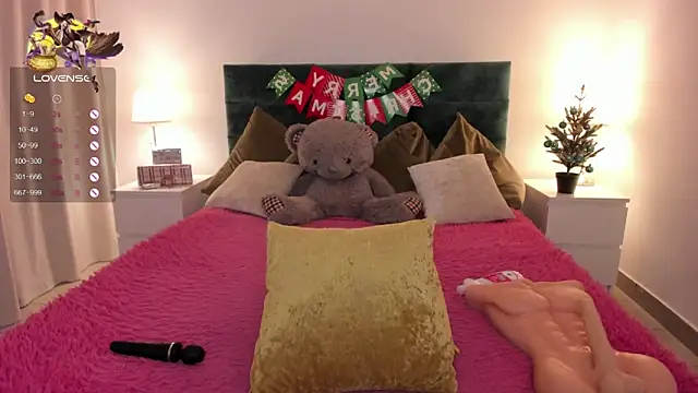 Snapshot of missAngellina chatting on December 2025 10:20:01 PM missAngellina online show from December 2025 10:20:01 PM