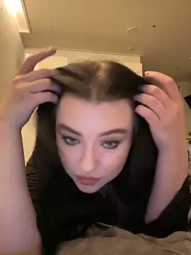Angela Fosterr online show from February 2026 07:47:01 PM