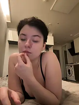 Angela Fosterr online show from May 2026 06:44:02 PM
