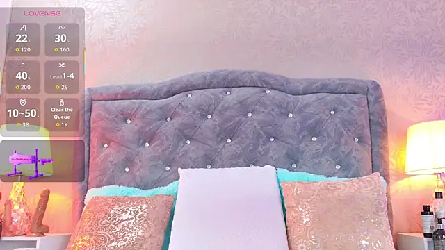 ZafiroClean online show from April 2026 07:58:02 PM