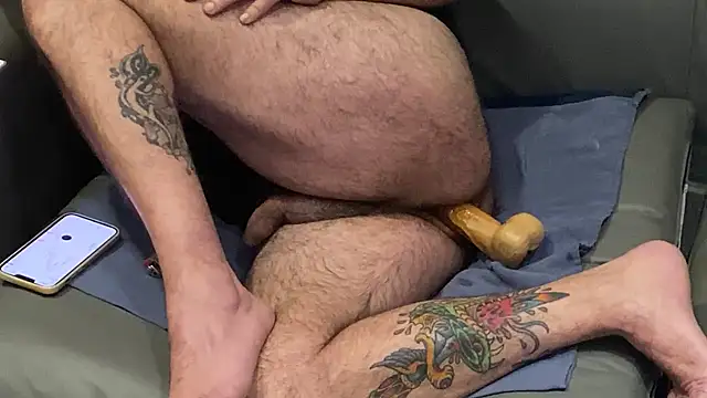 gimmos98xx online show from February 2026 05:10:01 PM