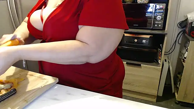 alejandraxxz online show from February 2026 06:30:01 PM