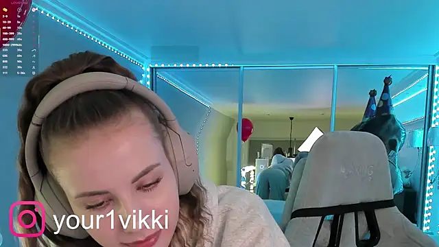 Vikki Cheese online show from February 2025 01:37:01 PM