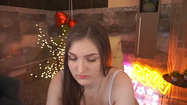 EmmyCharmm online show from February 2026 06:47:02 AM