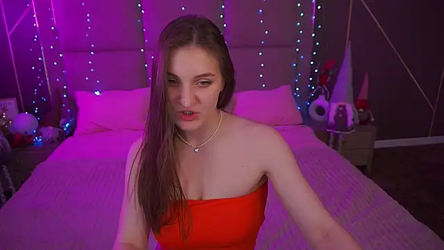 Snapshot of EmmyCharmm chatting on December 2025 06:29:01 AM EmmyCharmm online show from December 2025 06:29:01 AM