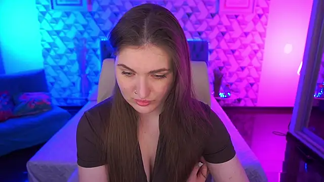 EmmyCharmm online show from April 2026 05:55:01 AM