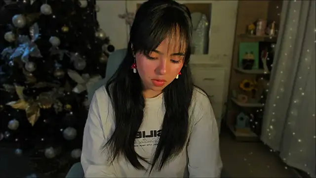 Snapshot of Olivia_xd_ chatting on November 2025 09:32:01 AM Olivia xd online show from November 2025 09:32:01 AM