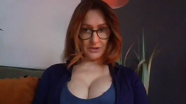 Princessviaa online show from February 2026 10:04:01 AM