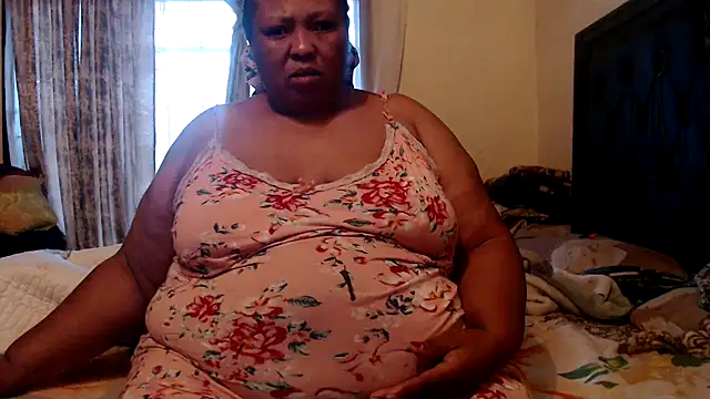 Snapshot of DELICIOUSSXX73 chatting on October 2025 03:52:01 AM DELICIOUSSXX73 online show from October 2025 03:52:01 AM