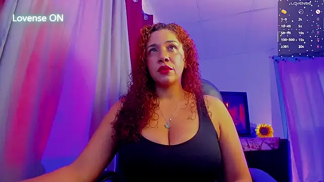 Snapshot of ana_sweet2 chatting on June 2026 10:15:01 PM ana sweet2 online show from June 2026 10:15:01 PM