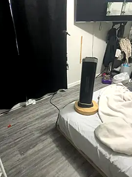 demonslayerr999 online show from November 2025 12:58:02 AM