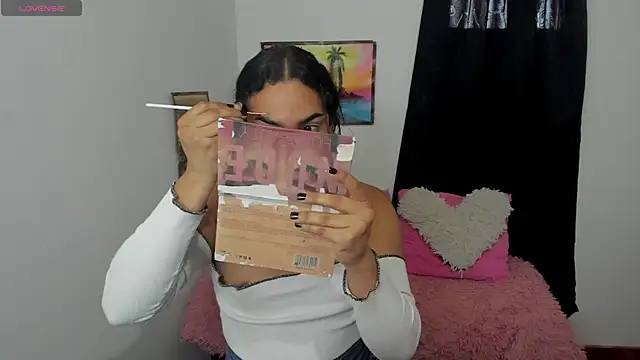 Andrys  online show from November 2025 10:03:01 PM