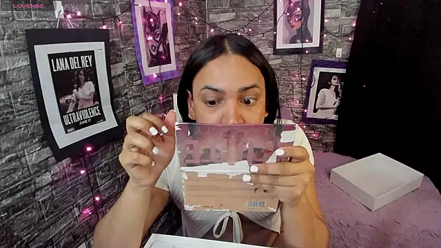 Andrys  online show from March 2026 08:10:02 PM