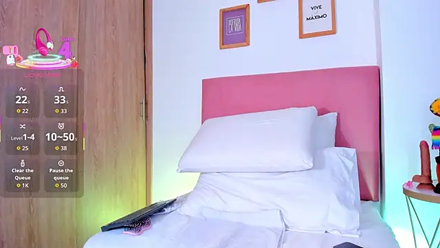 samantha x s online show from October 2025 08:30:01 PM