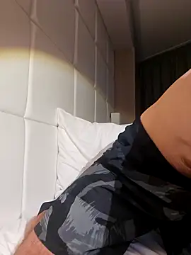 Snapshot of d1ckend chatting on November 2025 08:34:02 PM d1ckend online show from November 2025 08:34:02 PM