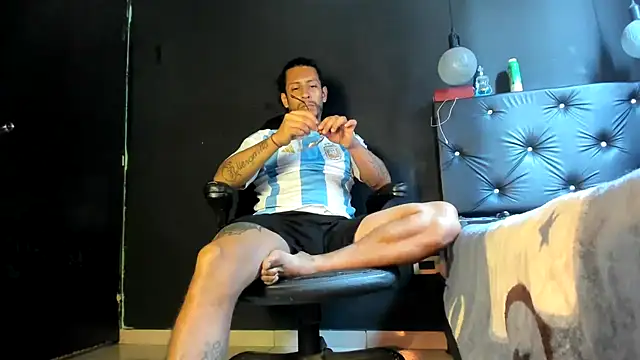 FuckHardlove online show from July 2026 06:29:01 PM