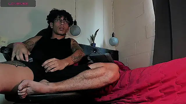 FuckHardlove online show from September 2025 06:37:01 PM