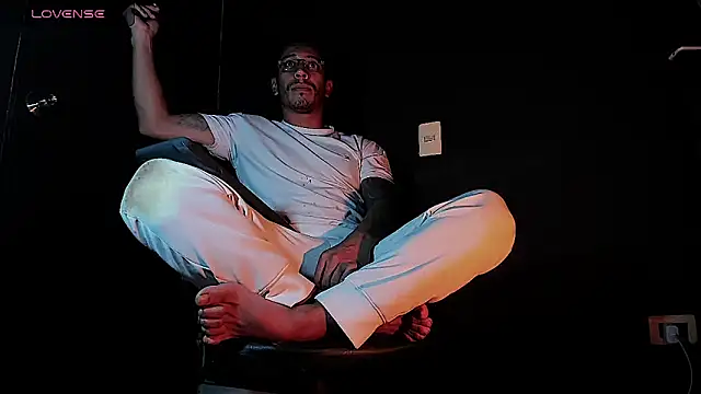 FuckHardlove online show from January 2026 04:44:01 PM