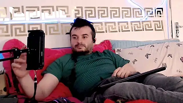 Snapshot of erotico69xxx chatting on November 2025 01:04:02 PM erotico69xxx online show from November 2025 01:04:02 PM