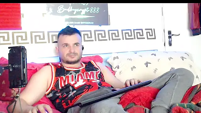 erotico69xxx online show from December 2025 04:17:01 PM