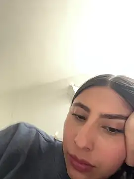 Ameellie online show from March 2026 07:48:01 PM