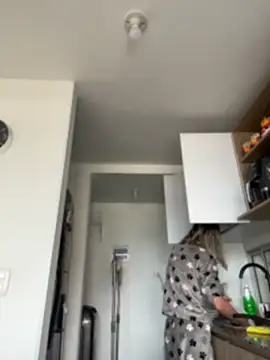 Ameellie online show from April 2026 05:05:01 PM