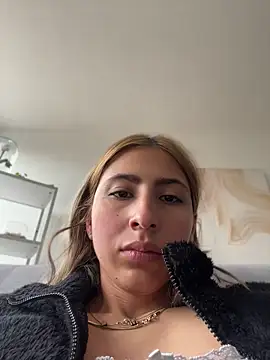 Ameellie online show from July 2026 03:12:02 PM