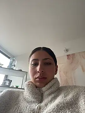 Ameellie online show from April 2026 03:30:01 PM