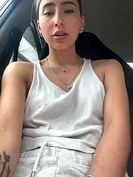 Ameellie online show from September 2025 04:36:02 PM