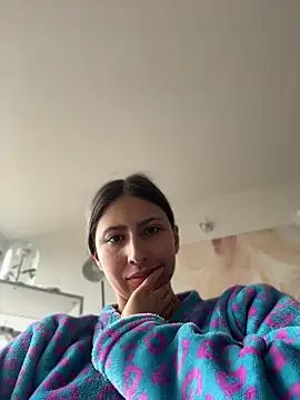 Ameellie online show from April 2026 01:45:02 PM