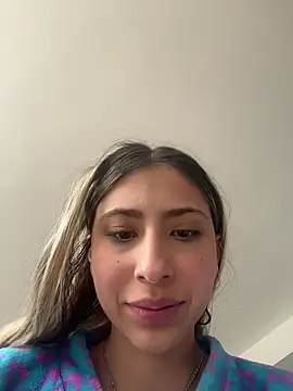 Ameellie online show from October 2025 04:50:01 PM