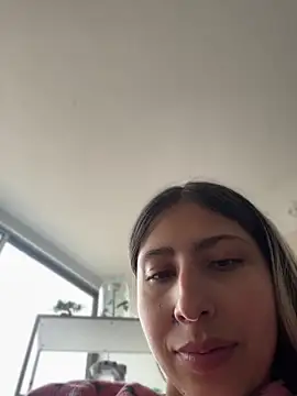 Ameellie online show from May 2026 03:53:02 PM