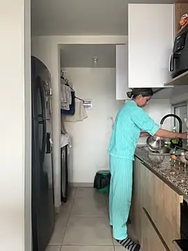 Ameellie online show from October 2025 03:55:02 PM