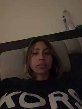 Ameellie online show from December 2025 03:49:01 PM