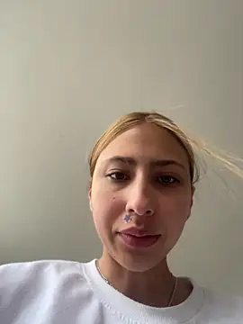 Ameellie online show from June 2026 03:28:02 PM