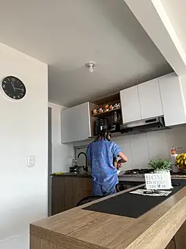 Ameellie online show from September 2025 03:49:01 PM