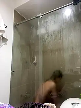 Ameellie online show from September 2025 03:39:02 PM