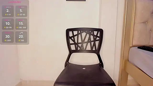 Letizia West  online show from January 2026 09:04:01 AM