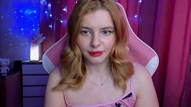 Snapshot of Day-off chatting on October 2025 05:30:01 AM Day-off online show from October 2025 05:30:01 AM