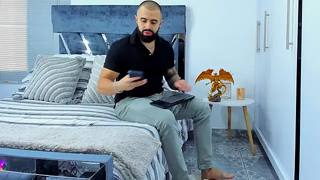 Zack Froone online show from February 2026 01:54:02 PM