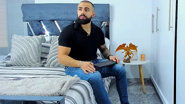 Zack Froone online show from February 2026 01:44:02 PM