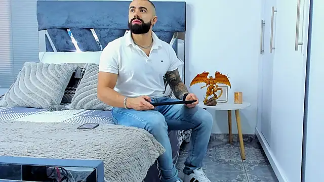 Zack Froone online show from February 2026 02:39:02 PM